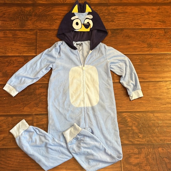 Bluey Kids One Piece Hooded Halloween Costume Outfit Size 6 - Picture 1 of 8